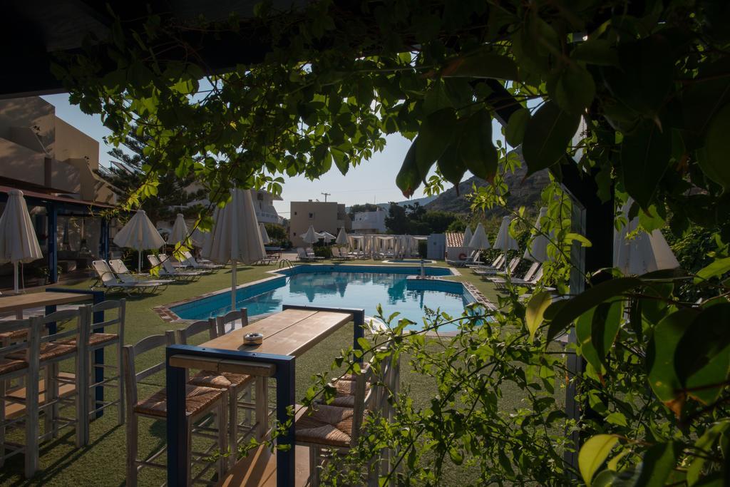 Fragiskos Hotel Matala Eksteriør billede